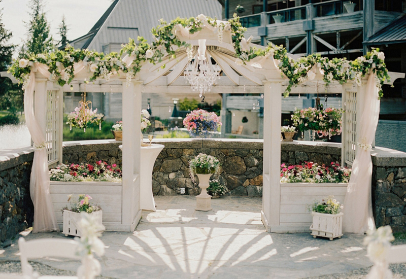 Alyeska Resort-Venue-Ceremony-THE POND COURTYARD