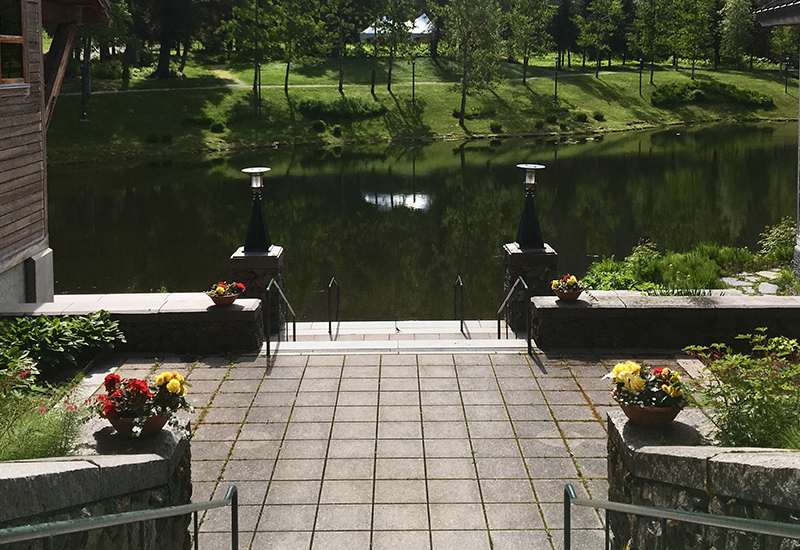 Alyeska Resort-Venue-Ceremony-POND TERRACE